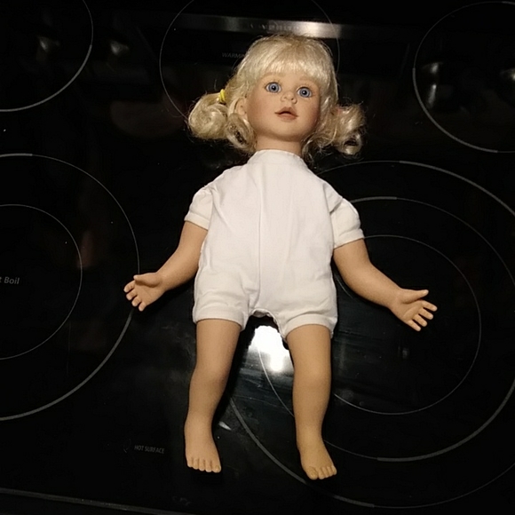 Vintage Blonde My Twinn Cuddly Sister Brittany - Picture 3 of 6